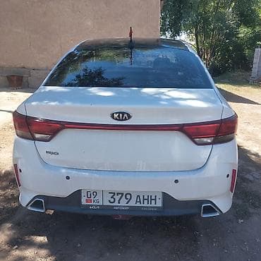 Kia Rio: 2021 г., 1.6 л, Автомат, Бензин, Седан lalafo.kg да Kia Rio: 2021 г., 1.6 л, Автомат, Бензин, Седан