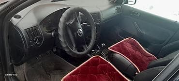 Volkswagen Golf: 2002 г., 1.6 л, Механика, Бензин, Хэтчбэк at lalafo.kg — 1 Volkswagen Golf: 2002 г., 1.6 л, Механика, Бензин, Хэтчбэк — 1