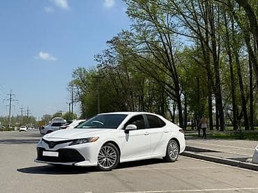 Toyota Camry: 2018 г., 2.5 л, Автомат, Бензин, Седан at lalafo.kg Toyota Camry: 2018 г., 2.5 л, Автомат, Бензин, Седан