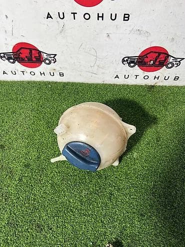 Бачок Volkswagen at lalafo.kg Бачок Volkswagen