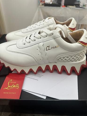 Кроссовки, 39, Christian Louboutin, Новый, цвет - Белый, Самовывоз at lalafo.kg Кроссовки, 39, Christian Louboutin, Новый, цвет - Белый, Самовывоз