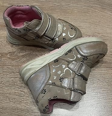 Продаю ботинки осенние, б/у. Производство Турция. Размер 28. Цена 600 at lalafo.kg Продаю ботинки осенние, б/у. Производство Турция. Размер 28. Цена 600