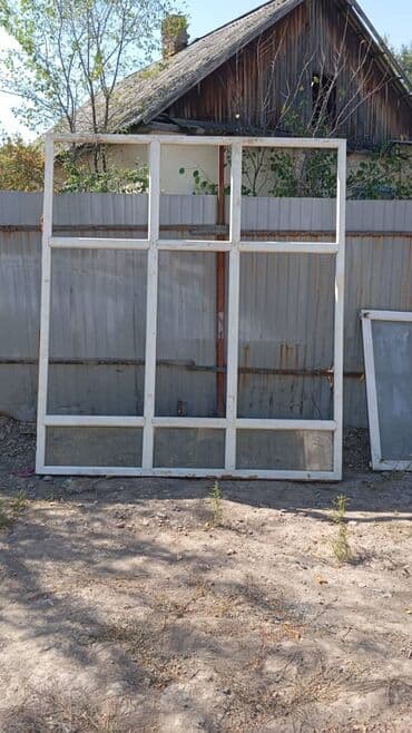 Пластиковые окна б/у ширина 235метра все три штуки, а высота 265 at lalafo.kg Пластиковые окна б/у ширина 235метра все три штуки, а высота 265