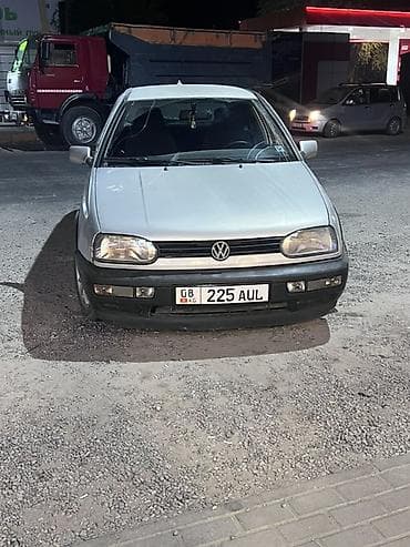 Volkswagen Golf: 1995 г., 2 л, Кол менен иштөөчү, Бензин, Хетчбек lalafo.kg да Volkswagen Golf: 1995 г., 2 л, Кол менен иштөөчү, Бензин, Хетчбек