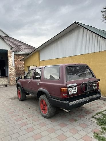 Toyota Hilux Surf: 1993 г., 2.5 л, Ручные, Бензин, Внедорожник at lalafo.kg Toyota Hilux Surf: 1993 г., 2.5 л, Ручные, Бензин, Внедорожник
