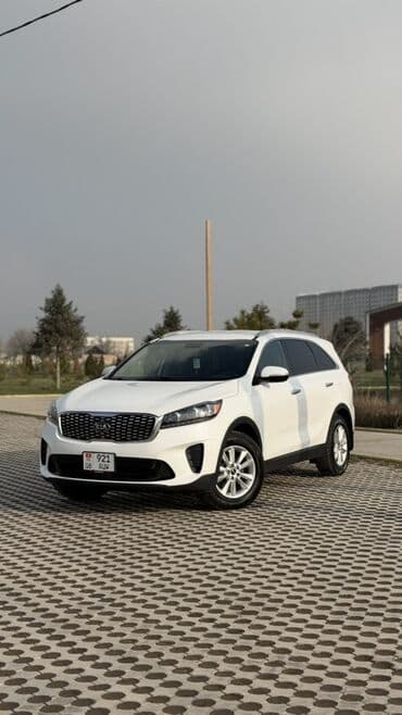 Kia Sorento: 2019 г., 2.4 л, Автомат, Бензин, Кроссовер at lalafo.kg Kia Sorento: 2019 г., 2.4 л, Автомат, Бензин, Кроссовер