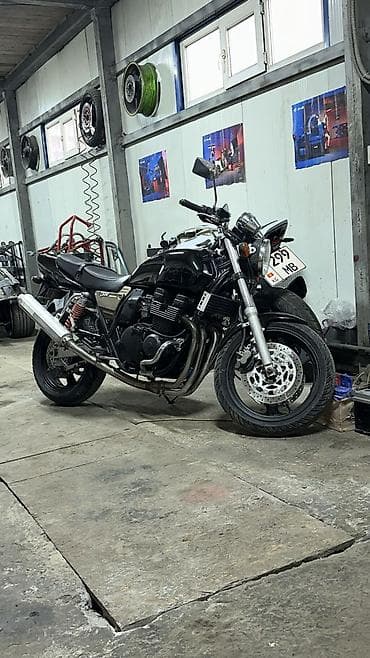 Классический мотоцикл Yamaha, 400 куб. см, Бензин, Взрослый at lalafo.kg Классический мотоцикл Yamaha, 400 куб. см, Бензин, Взрослый