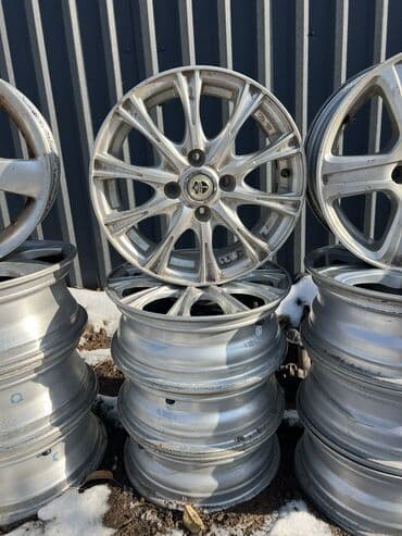 Литые Диски R 14 Honda, Комплект, отверстий - 4, Б/у at lalafo.kg Литые Диски R 14 Honda, Комплект, отверстий - 4, Б/у