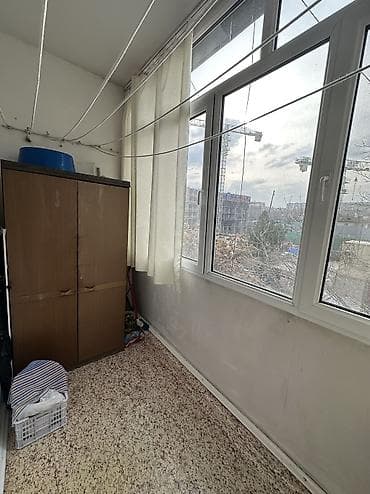 3 комнаты, 61 м², 106 серия, 3 этаж, Косметический ремонт at lalafo.kg — 4 3 комнаты, 61 м², 106 серия, 3 этаж, Косметический ремонт — 4