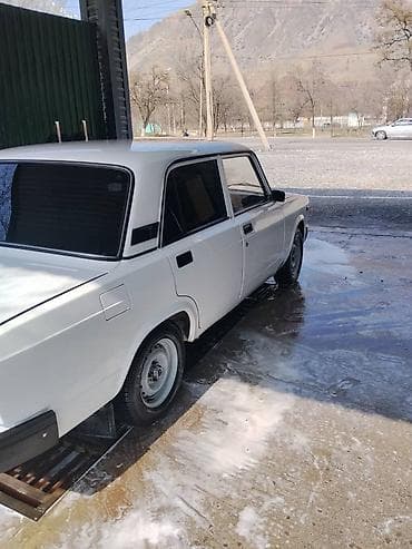 ВАЗ (ЛАДА) 2107: 2007 г., Механика, Бензин, Седан at lalafo.kg ВАЗ (ЛАДА) 2107: 2007 г., Механика, Бензин, Седан