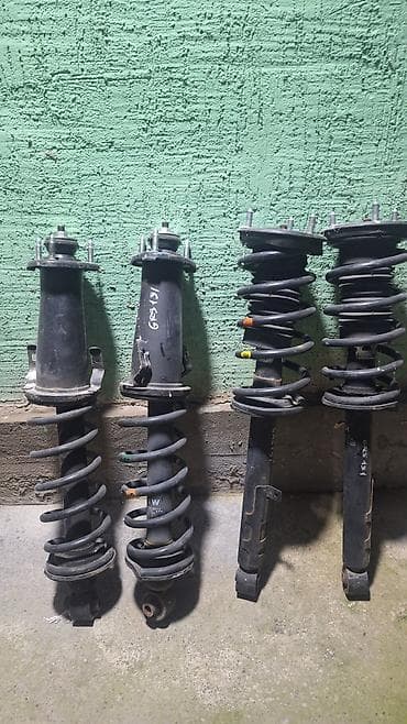 Комплект амортизаторов Toyota 2008 г., Б/у, Оригинал, Япония at lalafo.kg Комплект амортизаторов Toyota 2008 г., Б/у, Оригинал, Япония