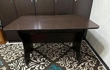 Кухонный стол, Прямоугольный, Нераскладной at lalafo.kg Кухонный стол, Прямоугольный, Нераскладной