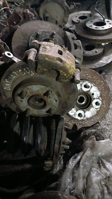 Передняя левая Ступица Daihatsu 2000 г., Б/у, Оригинал, Япония at lalafo.kg Передняя левая Ступица Daihatsu 2000 г., Б/у, Оригинал, Япония