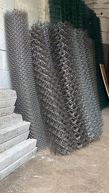 Тосмолор үчүн профлисттер: Сетка-рабица В рулонах 10 метров Для ограждения и футбольного поля lalafo.kg да — 6 Тосмолор үчүн профлисттер: Сетка-рабица В рулонах 10 метров Для ограждения и футбольного поля — 6