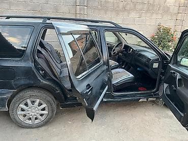 Volkswagen Golf: 1994 г., 1.8 л, Механика, Бензин, Универсал at lalafo.kg — 5 Volkswagen Golf: 1994 г., 1.8 л, Механика, Бензин, Универсал — 5