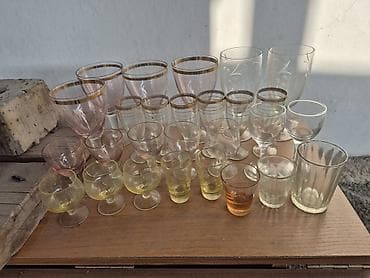 Сокулук!! Самовывоз!! отдаю даром разные вещи, фужеры, рюмки, часы at lalafo.kg Сокулук!! Самовывоз!! отдаю даром разные вещи, фужеры, рюмки, часы