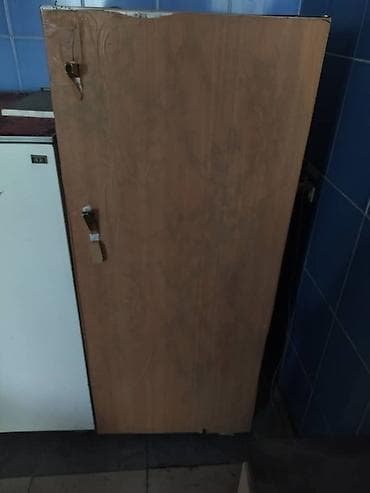 Продаю однокамерный холодильник с морозильным отсеком. полностью at lalafo.kg Продаю однокамерный холодильник с морозильным отсеком. полностью