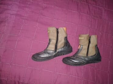 Продаю детские полусапожки,в отличном состоянии,стиранные,натуральная at lalafo.kg Продаю детские полусапожки,в отличном состоянии,стиранные,натуральная