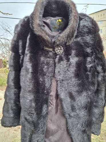 Шуба, По колено, M at lalafo.kg Шуба, По колено, M