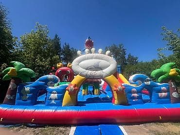 Надувной детский игровой комплекс «Морской мир» с горками и батутной at lalafo.kg Надувной детский игровой комплекс «Морской мир» с горками и батутной