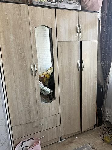 Детский комплект мебели: двухъярусная кровать с выкатным ящиком и at lalafo.kg Детский комплект мебели: двухъярусная кровать с выкатным ящиком и