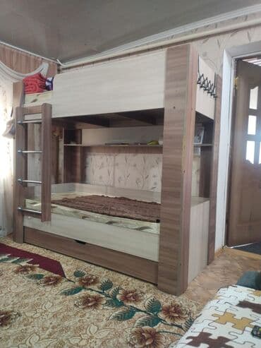 Продается двухярусная кровать at lalafo.kg Продается двухярусная кровать