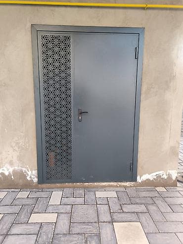 Металлическая уличная дверь с перфорацией - Материал: сталь. - lalafo.kg да Металлическая уличная дверь с перфорацией - Материал: сталь. -