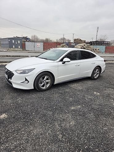 Hyundai Sonata: 2021 г., 2 л, Автомат, Газ, Седан at lalafo.kg Hyundai Sonata: 2021 г., 2 л, Автомат, Газ, Седан