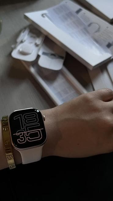 Apple Watch 10 Series 46mm В ИДЕАЛЬНОМ СОСТОЯНИИ Rose gold КОМПЛЕКТ at lalafo.kg Apple Watch 10 Series 46mm В ИДЕАЛЬНОМ СОСТОЯНИИ Rose gold КОМПЛЕКТ