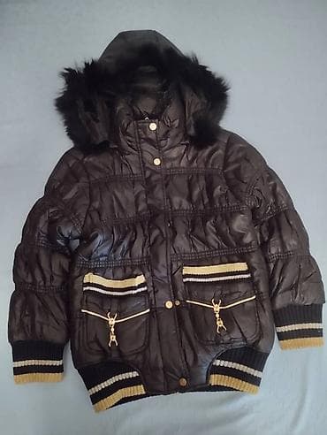 Куртка для девочки (примерно 10-11 лет) размер 13 Капюшон at lalafo.kg Куртка для девочки (примерно 10-11 лет) размер 13 Капюшон