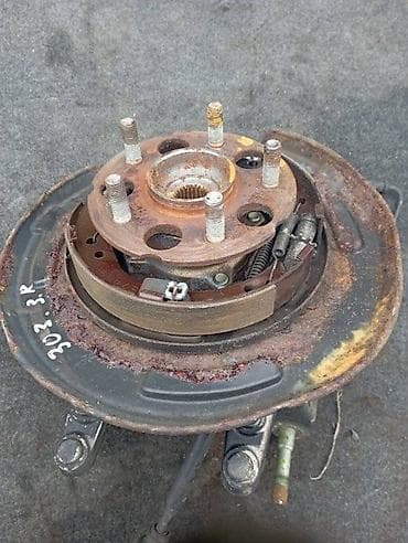 Задняя правая Ступица Honda at lalafo.kg Задняя правая Ступица Honda