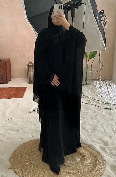 Лосиналар, леггинсылар: Чёрная абайя с мерцающей вышивкой Производства ОАЭ🇦🇪 - Элегантная lalafo.kg да — 2 Лосиналар, леггинсылар: Чёрная абайя с мерцающей вышивкой Производства ОАЭ🇦🇪 - Элегантная — 2
