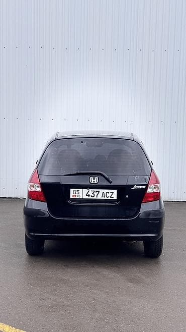 GAC: Honda Fit: 2003 г., 1.3 л, Автомат, Бензин, Хэтчбэк at lalafo.kg — 4 GAC: Honda Fit: 2003 г., 1.3 л, Автомат, Бензин, Хэтчбэк — 4
