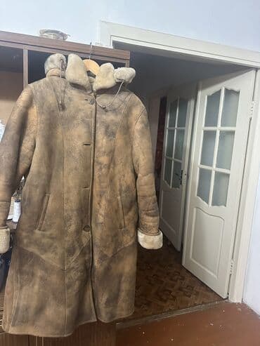 Дублёнка натуральная, женская, размер 50–52. Тёплая меховая подкладка at lalafo.kg Дублёнка натуральная, женская, размер 50–52. Тёплая меховая подкладка