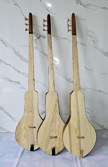 Комуз сатылат. Таза жыгачтан, кулактары жаңгак. (фанера эмес) lalafo.kg да — 3 Комуз сатылат. Таза жыгачтан, кулактары жаңгак. (фанера эмес) — 3