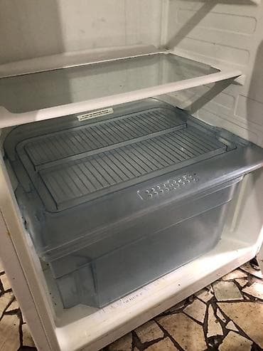 Холодильник Beko, Б/у, Двухкамерный, 160 * at lalafo.kg Холодильник Beko, Б/у, Двухкамерный, 160 *