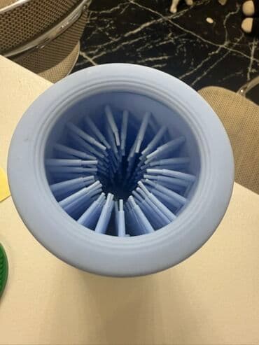 Электрическая мойка-очиститель лап для собак/кошек - Вертикальный at lalafo.kg Электрическая мойка-очиститель лап для собак/кошек - Вертикальный