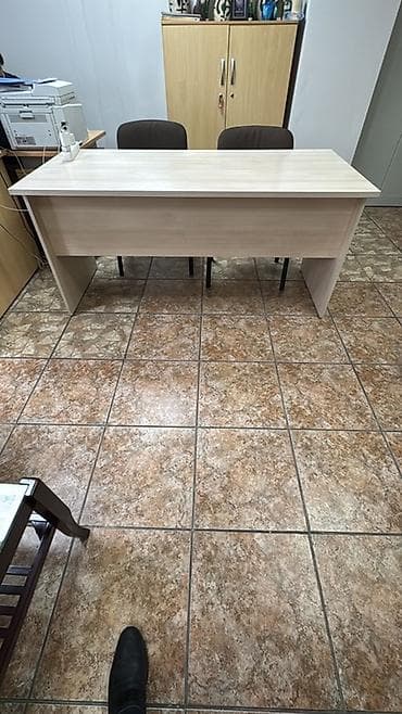 Офис столдору: Продаются Офисные письменные столы в количестве 4 штуки, размером lalafo.kg да — 3 Офис столдору: Продаются Офисные письменные столы в количестве 4 штуки, размером — 3