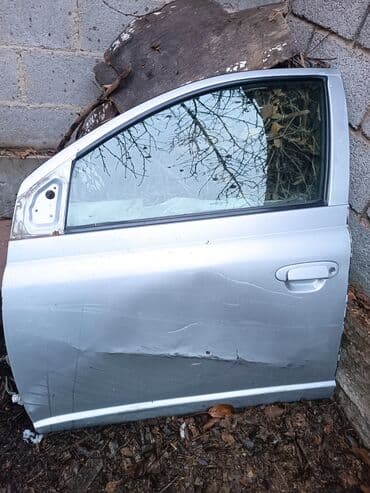 Дверь Передняя левая Toyota, Б/у, Оригинал at lalafo.kg Дверь Передняя левая Toyota, Б/у, Оригинал