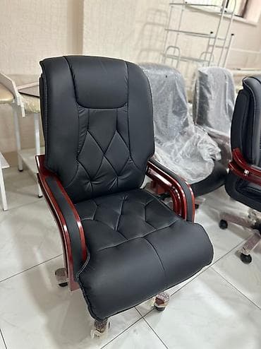 Офис эмереги: Кресла руководителя, кресло для персонала, кресло на полозьях! В lalafo.kg да — 5 Офис эмереги: Кресла руководителя, кресло для персонала, кресло на полозьях! В — 5
