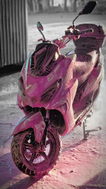 Тип скутера 160 куб. см, Бензин, Б/у at lalafo.kg Тип скутера 160 куб. см, Бензин, Б/у