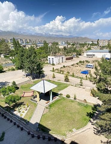 3 комнаты, 56 м², 106 серия улучшенная, 4 этаж, Косметический ремонт at lalafo.kg — 7 3 комнаты, 56 м², 106 серия улучшенная, 4 этаж, Косметический ремонт — 7