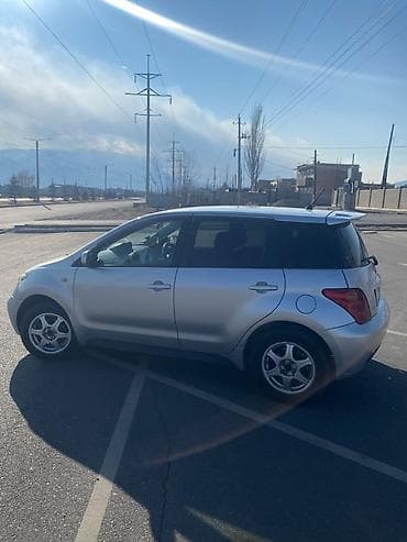 Toyota Ist: 2002 г., 1.5 л, Автомат, Бензин, Хэтчбэк at lalafo.kg — 4 Toyota Ist: 2002 г., 1.5 л, Автомат, Бензин, Хэтчбэк — 4