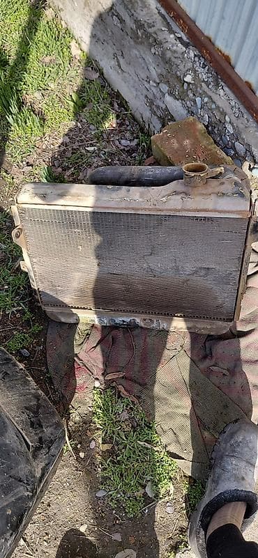 Автомобильный радиатор охлаждения двигателя - Тип: радиатор системы at lalafo.kg Автомобильный радиатор охлаждения двигателя - Тип: радиатор системы