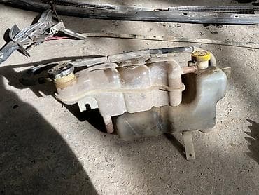 Nissan Patrol Y61 Расширительный бачок, Ниссан Патрол Бачок Год 2005 at lalafo.kg Nissan Patrol Y61 Расширительный бачок, Ниссан Патрол Бачок Год 2005