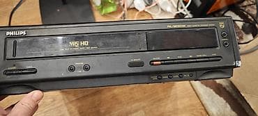 Видеомагнитофон Philips VHS HQ (PAL/MESECAM), модель V6320D at lalafo.kg Видеомагнитофон Philips VHS HQ (PAL/MESECAM), модель V6320D