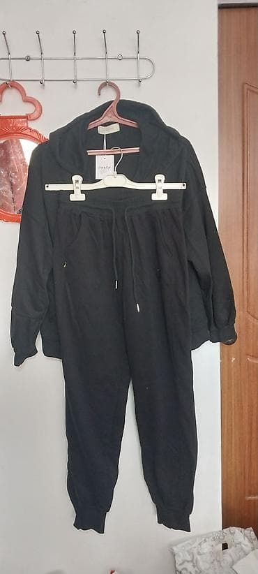 Женская двойка at lalafo.kg Женская двойка