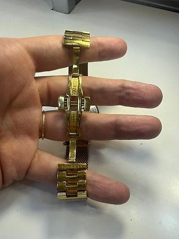 Браслет, Материал ремешка: Сталь, Унисекс at lalafo.kg Браслет, Материал ремешка: Сталь, Унисекс