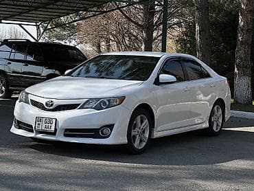 Toyota Camry: 2014 г., 2.5 л, Автомат, Бензин, Седан at lalafo.kg Toyota Camry: 2014 г., 2.5 л, Автомат, Бензин, Седан
