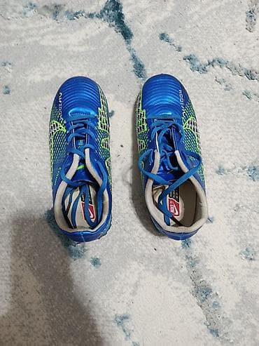 Кроссовки Nike Air Zoom синего цвета с яркими неоново-зелеными at lalafo.kg Кроссовки Nike Air Zoom синего цвета с яркими неоново-зелеными